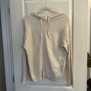 Calsons women's cream hoodie